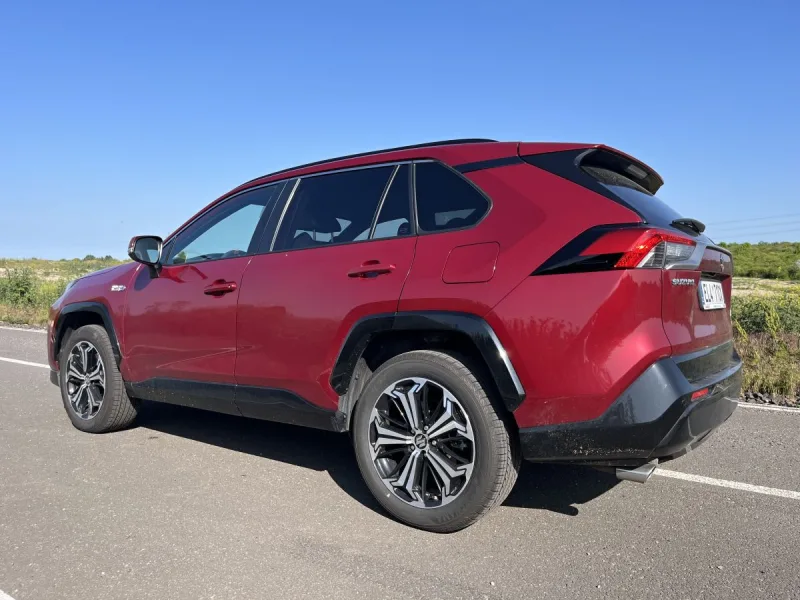 test-suzuki-across-2-5-plug-in-hybrid-elegance-e-cvt-4x4-2025-8