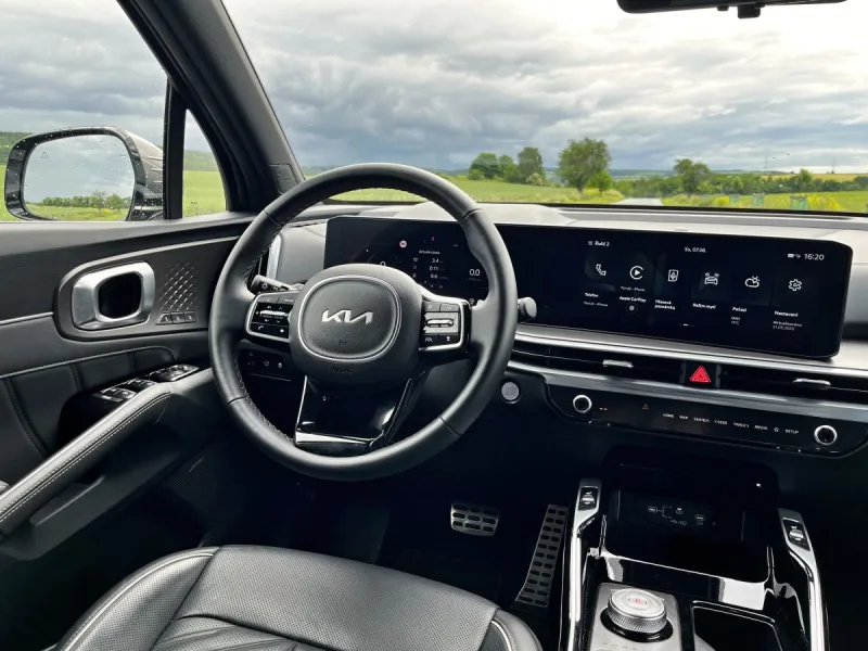 test-kia-sorento-1-6-t-gdi-4x4-hev-6at-hybrid-2025-19