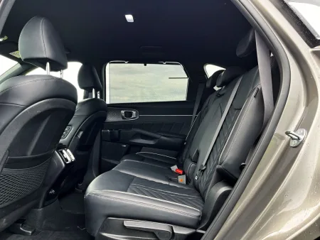 test-kia-sorento-1-6-t-gdi-4x4-hev-6at-hybrid-2025-24