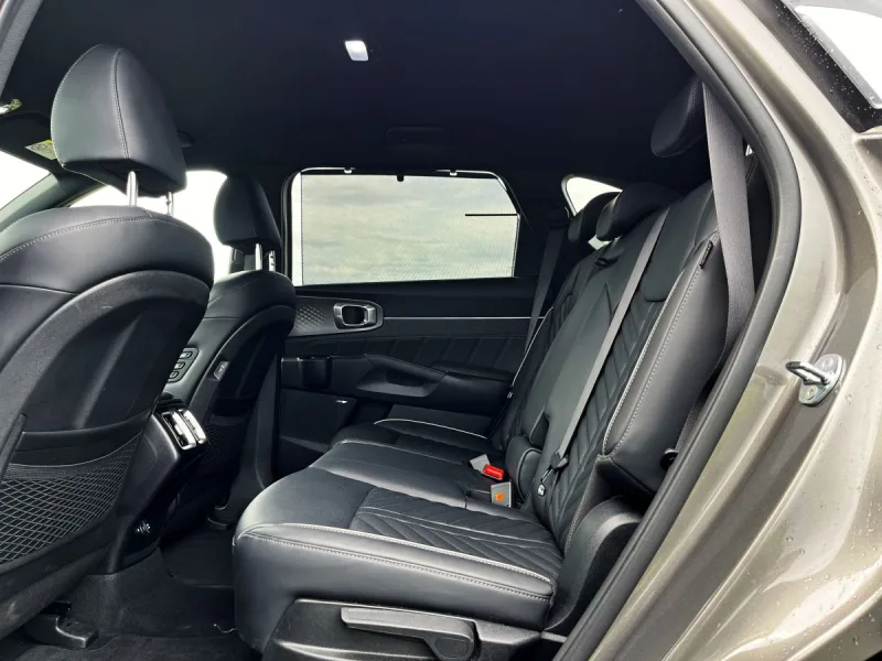 test-kia-sorento-1-6-t-gdi-4x4-hev-6at-hybrid-2025-24