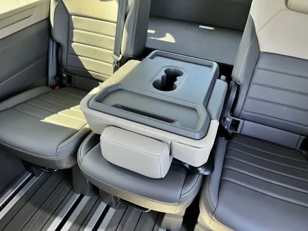 test-volkswagen-multivan-long-1-5-tsi-phev-4motion-2025-16