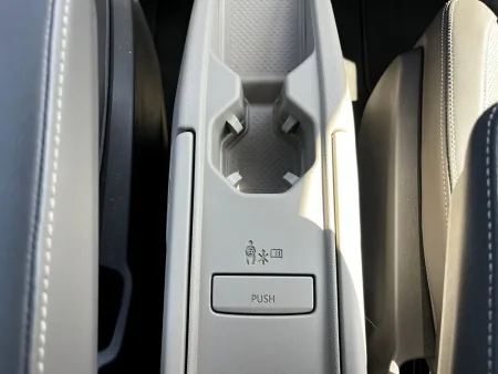 test-volkswagen-multivan-long-1-5-tsi-phev-4motion-2025-21