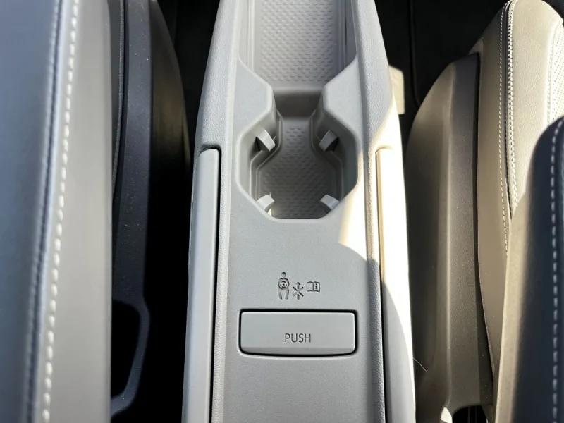test-volkswagen-multivan-long-1-5-tsi-phev-4motion-2025-21