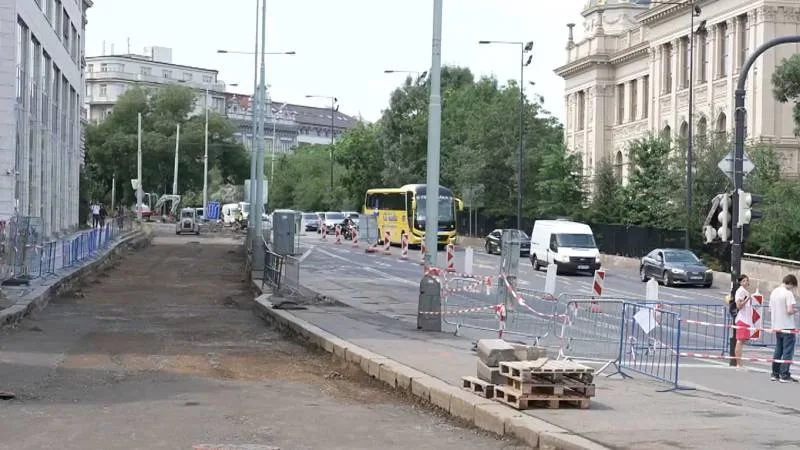vaclavske_namesti-praha-rekonstrukce_tramvajove_trati