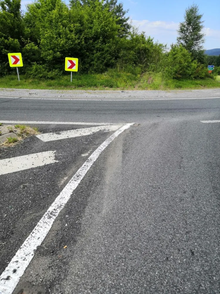 17lety-ridic-prorazene-pneumatiky-volvo-s60-4