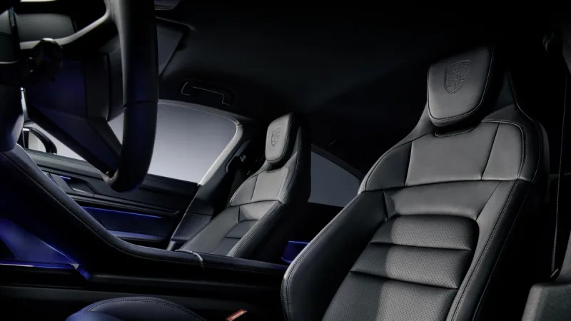 2025-porsche-taycan-black-edition-porsche-cayenne-black-edition-8