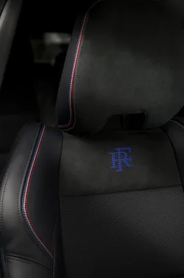 2025-renault-rafale-presidentiel-prezidentske-auto-francie-11
