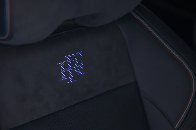 2025-renault-rafale-presidentiel-prezidentske-auto-francie-13