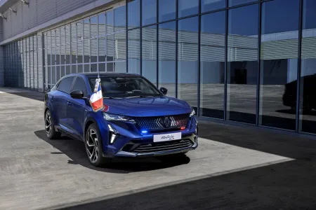 2025-renault-rafale-presidentiel-prezidentske-auto-francie-5