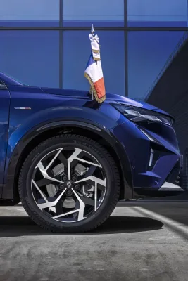 2025-renault-rafale-presidentiel-prezidentske-auto-francie-6