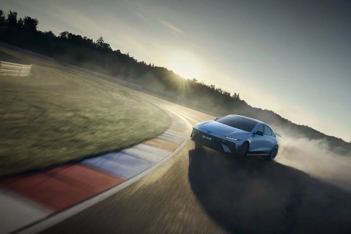 2025-hyundai-ioniq-6-n-na_okruhu