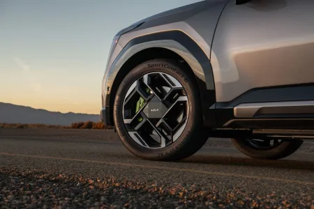 kia-ev9-gt-2025-4
