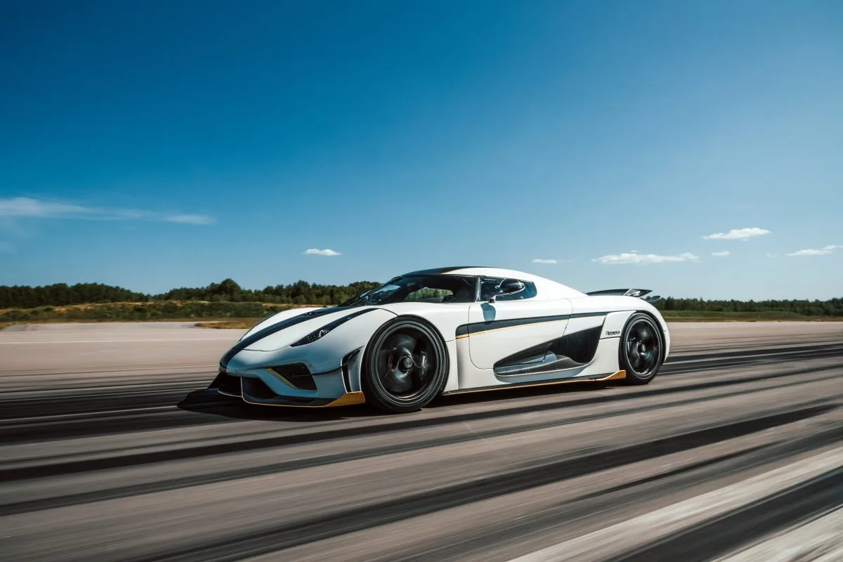koenigsegg_regera