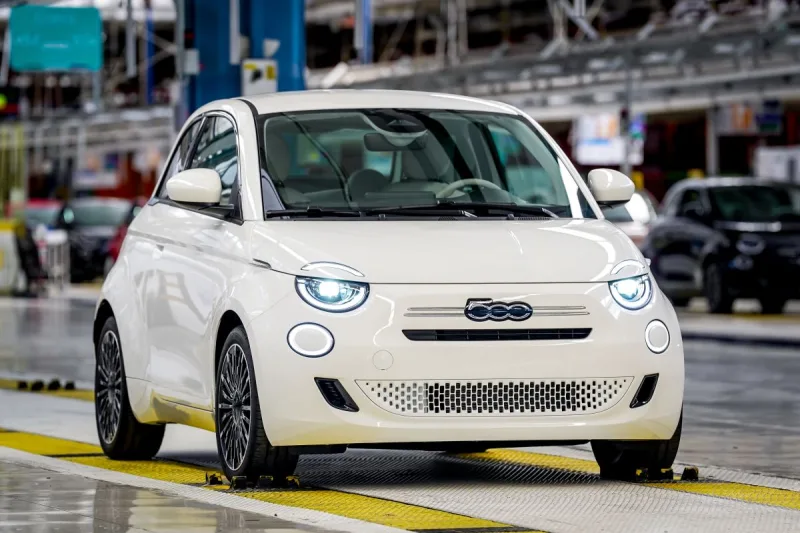 newfiat500hybridatmirafiori_preview