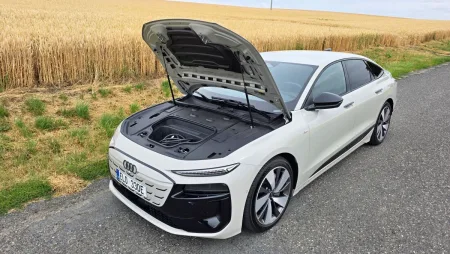 test-audi-a6-sportback-e-tron-performance-elektromobil-2025-26