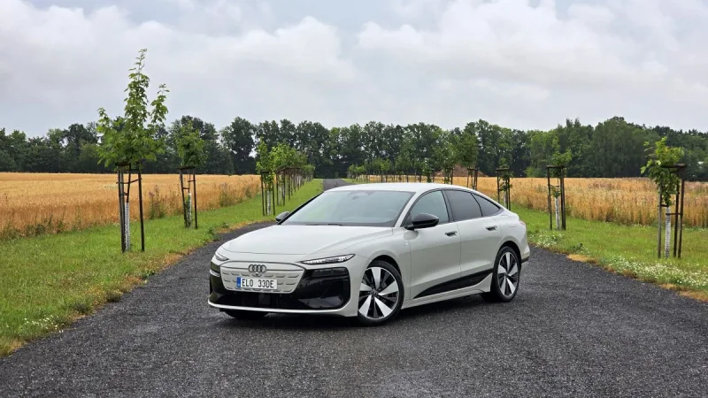 test-audi-a6-sportback-e-tron-performance-elektromobil-2025-28