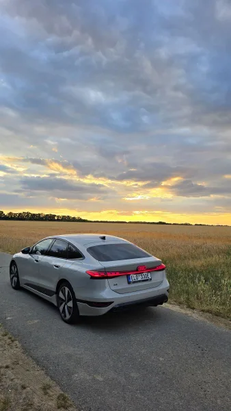 test-audi-a6-sportback-e-tron-performance-elektromobil-2025-31