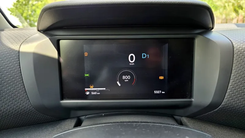 test-citroen-c4-petrol-130k-automatic-2025-22