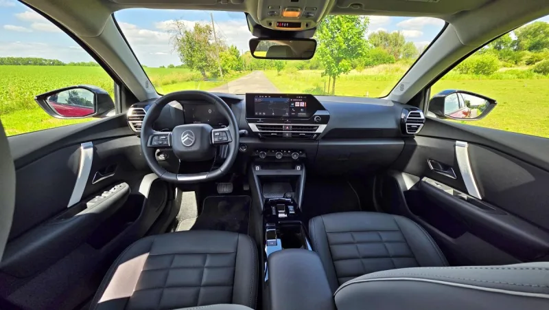 test-citroen-c4-petrol-130k-automatic-2025-23