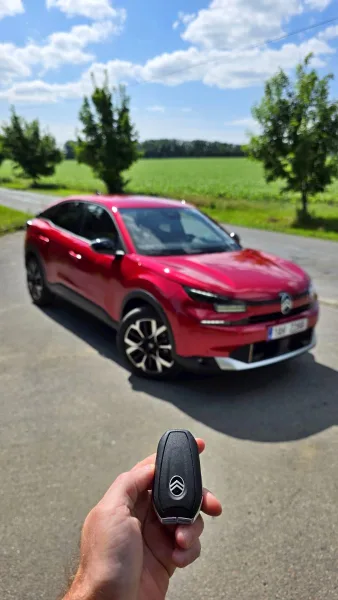 test-citroen-c4-petrol-130k-automatic-2025-33