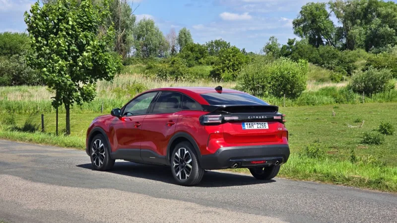 test-citroen-c4-petrol-130k-automatic-2025-6