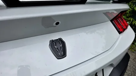 test-ford-mustang-dark-horse-2025-14