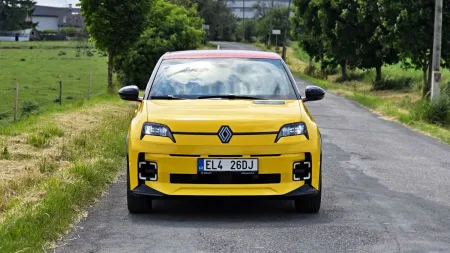 test-renault-5-e-tech-elektromobil-2025-2