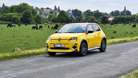 test-renault-5-e-tech-elektromobil-2025-3