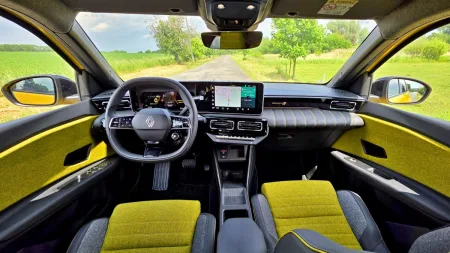test-renault-5-e-tech-elektromobil-2025-21