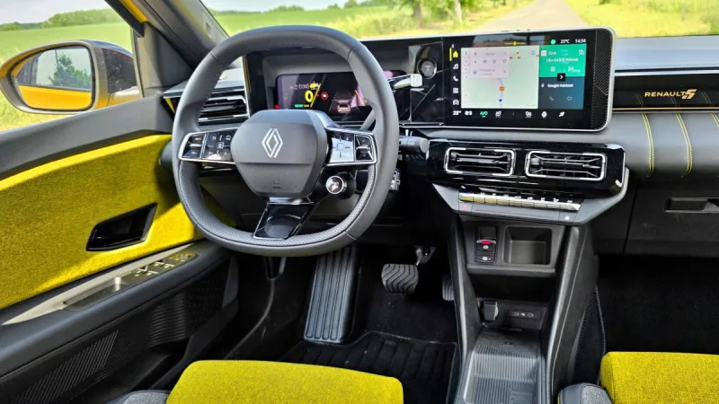 test-renault-5-e-tech-elektromobil-2025-23
