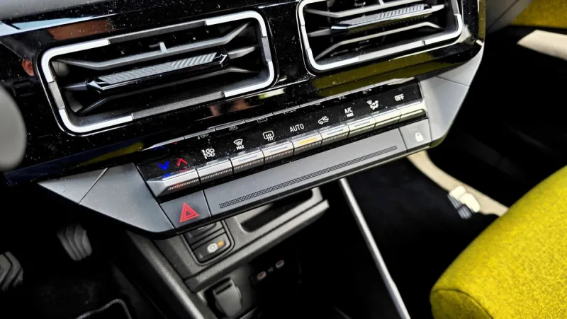 test-renault-5-e-tech-elektromobil-2025-26