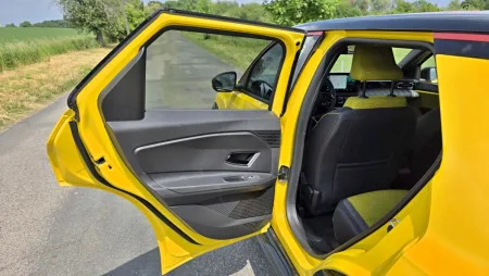 test-renault-5-e-tech-elektromobil-2025-29