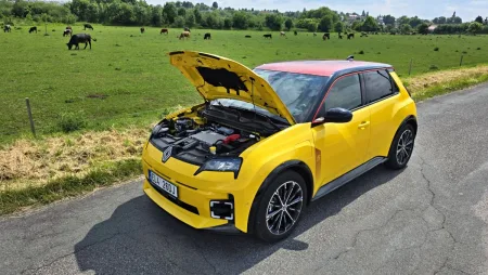 test-renault-5-e-tech-elektromobil-2025-34
