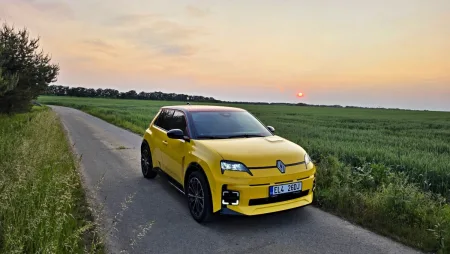 test-renault-5-e-tech-elektromobil-2025-36