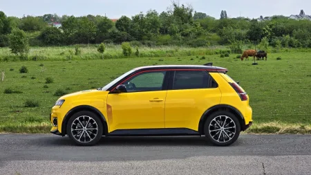 test-renault-5-e-tech-elektromobil-2025-5