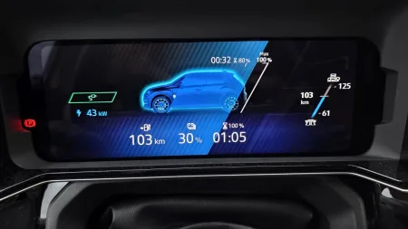 test-renault-5-e-tech-elektromobil-2025-40