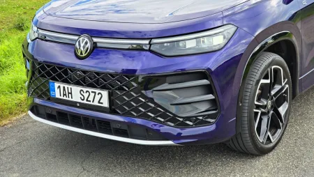 test-volkswagen-tayron-r-line-20-tdi-142-kw-4motion-2025-13