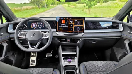 test-volkswagen-tayron-r-line-20-tdi-142-kw-4motion-2025-19