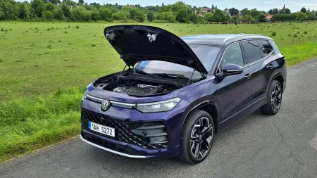 test-volkswagen-tayron-r-line-20-tdi-142-kw-4motion-2025-35
