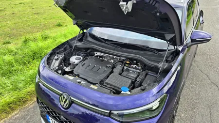 test-volkswagen-tayron-r-line-20-tdi-142-kw-4motion-2025-36