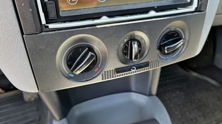 pistaciova-fabie-skoda-fabia-prvni-generace-12