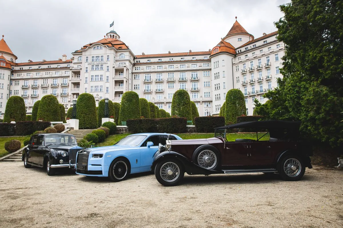rolls-royce-phantom-100_let-2025-karlovy_vary-1