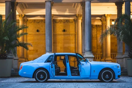 rolls-royce-phantom-100_let-2025-karlovy_vary-10