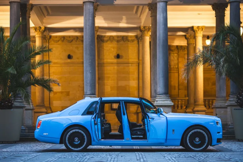 rolls-royce-phantom-100_let-2025-karlovy_vary-10