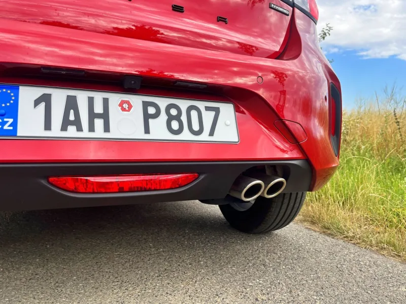 test-opel-corsa-1-2-hybrid-edct6-2025-14
