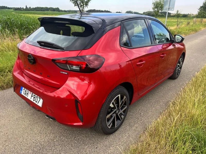 test-opel-corsa-1-2-hybrid-edct6-2025-6