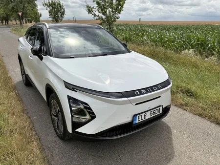 test-omoda-5-ev-premium-elektromobil-2025