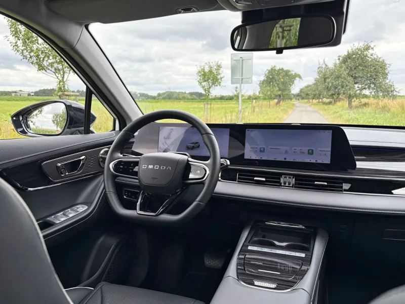 test-omoda-5-ev-premium-elektromobil-2025-19