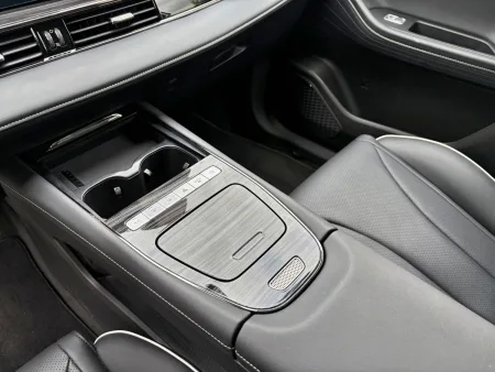 test-omoda-5-ev-premium-elektromobil-2025-20