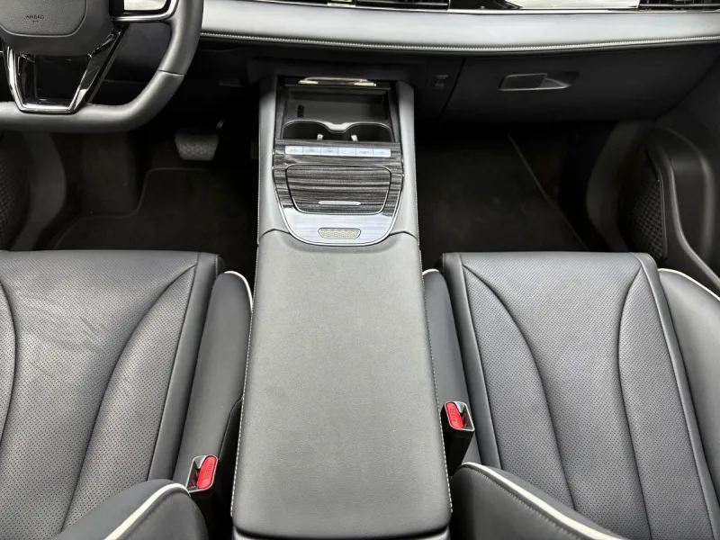 test-omoda-5-ev-premium-elektromobil-2025-22